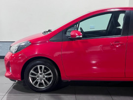 Voiture
                                                                                Toyota Yaris 1.33 Dual VVT-i Icon Hatchback 5dr Petrol Manual Euro 5 Euro 5 (99 ps)