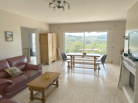 Vente
Trans-en-Provence - Bâtisse en pierre 10 p. 231 m²