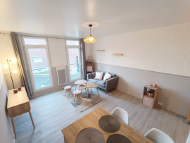 Location
très beau T1 Bis avec chambre Amiens centre