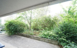 
                                                                                        Location
                                                                                         Très bel appartement 2 pièces 61 m² à l'Orangerie