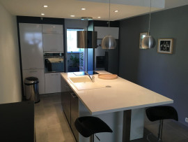 
                                                                                        Location
                                                                                         Très bel appartement meublé,avec garage,