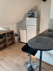 
                                                                                        Location
                                                                                         Très joli F2 meublé près Centre Gare