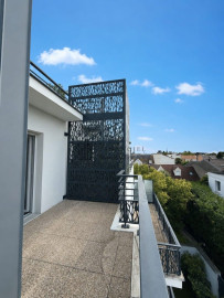 
                                                                                        Location
                                                                                         TRES JOLI STUDIO - QUARTIER DES RABAUX - 32m²