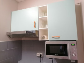 Location
Tres jolie studio dans une résidence avec piscine (loyer tout inclus)