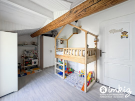 
                                                                                        Vente
                                                                                         Triplex 83 m² au sol avec jardin et 2 parkings