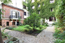 
                                                                                        Vente
                                                                                         TROCADERO / POMPE – MAISON DE VILLE ATYPIQUE