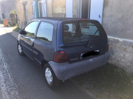 
                                                                                        Voiture
                                                                                         twingo