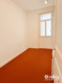 
                                                                                        Vente
                                                                                         Typique appartement marseillais 3 pièces