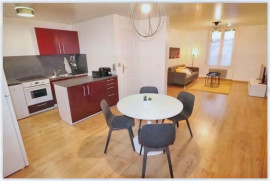 
                                                                                        Location
                                                                                         Un magnifique duplex meublé
