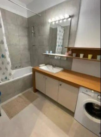 
                                                                                        Colocation
                                                                                         Une chambre dans une colocation de deux personnes.