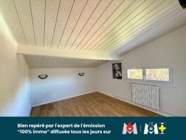 
                                                                                        Vente
                                                                                         Une maison à usage d'habitation avec terrain attenant
