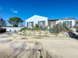 Vente
Uniquement chez nous ! Avignon Ceinture Verte - Maison F6 de plain-pied avec piscine sur parcelle de 1190m²