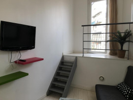 
                                                                                        Location
                                                                                         URBAN FLAT