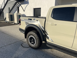 
                                                                                        Utilitaire
                                                                                         Utilitaire Pick-up - Ford Ranger RAPTOR "R"  V6  410 CH - 95970€
