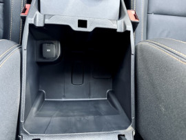 
                                                                                        Utilitaire
                                                                                         Utilitaire Pick-up - Ford Ranger WILDTRAK DOUBLE CAB 2.0 ECOBLUE 205CH BVA - 60970€