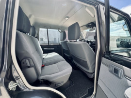 
                                                                                        Utilitaire
                                                                                         Utilitaire Pick-up - Toyota Grj79 DC LX DOUBLE CABINE V6 4.0L - 104970€