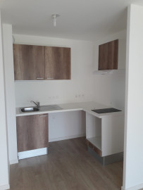 Location
Vacant / N° 005 / T2 / 40 m² / Villenave-d'Ornon / Nu