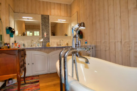 
                                                                                        Vente
                                                                                         VAR FAYENCE PROPRIETE 6800 M² ET VILLA 180 M²