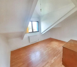 
                                                                                        Location
                                                                                         Vaste maison 1930 rénovée conviviale accueillante