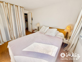 
                                                                                        Vente
                                                                                         Vaste T4 lumineux Rue des Tyrans