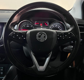 Voiture
                                                                                Vauxhall Crossland X 1.6 Turbo D ecoTEC Elite Nav SUV 5dr Diesel Manual Euro 6 (s/s) (99 ps)
