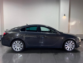 Voiture
                                                                                Vauxhall Insignia 2.0 CDTi ecoFLEX Elite Nav Hatchback 5dr Diesel Manual Euro 6 (s/s) (170 ps)