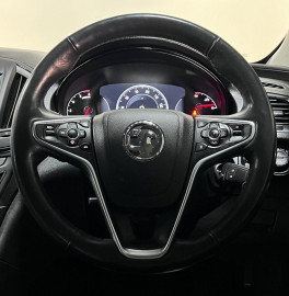 Voiture
                                                                                Vauxhall Insignia 2.0 CDTi ecoFLEX Elite Nav Hatchback 5dr Diesel Manual Euro 6 (s/s) (170 ps)