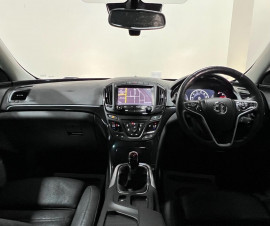 Voiture
                                                                                Vauxhall Insignia 2.0 CDTi ecoFLEX Elite Nav Hatchback 5dr Diesel Manual Euro 6 (s/s) (170 ps)