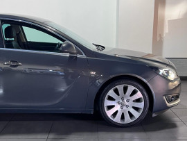 Voiture
                                                                                Vauxhall Insignia 2.0 CDTi ecoFLEX Elite Nav Hatchback 5dr Diesel Manual Euro 6 (s/s) (170 ps)