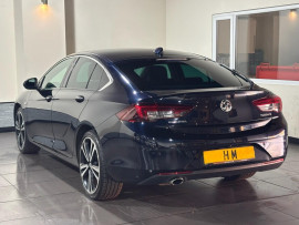 Voiture
                                                                                Vauxhall Insignia 2.0 Turbo D BlueInjection Elite Nav Grand Sport 5dr Diesel Manual Euro 6 (s/s) (170 ps)