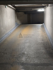 
                                                                                        Vente
                                                                                         VEND PARKING RUE DES RENAUDES