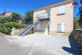 
                                                                                        Vente
                                                                                         VENDU LIBRE - Appartement avec jardin