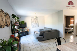 
                                                                                        Vente
                                                                                         VENDU LIBRE - Appartement avec jardin