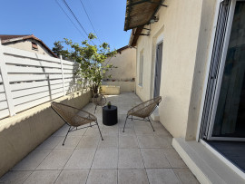 
                                                                                        Vente
                                                                                         VÉNISSIEUX – MAISON COUP DE CŒUR EN IMPASSE, AU CALME ABSOLU