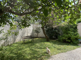 
                                                                                        Vente
                                                                                         VÉNISSIEUX – MAISON COUP DE CŒUR EN IMPASSE, AU CALME ABSOLU