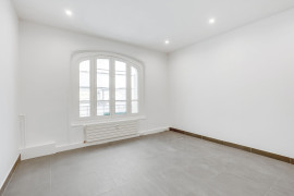 
                                                                                        Vente
                                                                                         Vente Bureaux Paris 75007