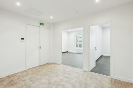
                                                                                        Vente
                                                                                         Vente Bureaux Paris 75007