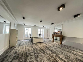 
                                                                                        Vente
                                                                                         Vente Bureaux Paris 75008