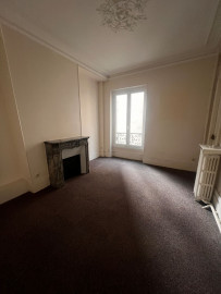 
                                                                                        Vente
                                                                                         Vente Bureaux Paris 75009