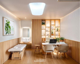 
                                                                                        Vente
                                                                                         Vente Bureaux Paris 75018