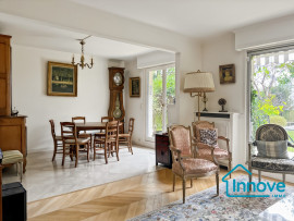 
                                                                                        Vente
                                                                                         VERSAILLES Glatigny - rez de jardin -3 ch- 87 m²