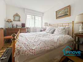 
                                                                                        Vente
                                                                                         VERSAILLES Glatigny - rez de jardin -3 ch- 87 m²