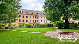 
                                                                                        Vente
                                                                                         Versailles Montreuil - Appartement 4 pcs famillial