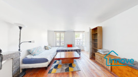 
                                                                                        Vente
                                                                                         Versailles rue de la Paroisse 3 pièces