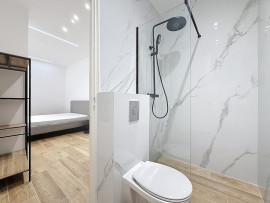Vente
Vieux Nice – Superbe 3 pièces rénové avec goût, prêt à vivre !
