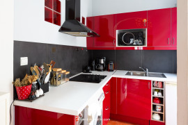 
                                                                                        Location
                                                                                         Vieux Port Beauvau