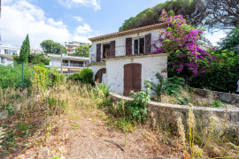 
                                                                                        Vente
                                                                                         Villa - 111 m² - Cannes (06)