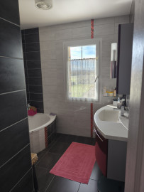 
                                                                                        Vente
                                                                                         VILLA 121M2 4 CHAMBRES AVEC ANNEXE