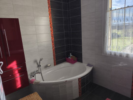 
                                                                                        Vente
                                                                                         VILLA 121M2 4 CHAMBRES AVEC ANNEXE