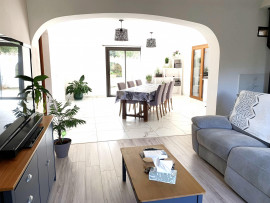 
                                                                                        Vente
                                                                                         Villa 248 m² dans quartier résidentiel de Céret